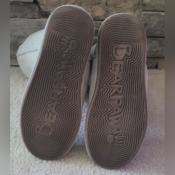 Size 10 Bearpaw Evangeline Silver Gray Suede Lined Women's Boots - Picture 6 of 9